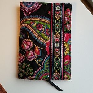 NWOT Vera Bradley Book Cover - Symphony In Hue🌺